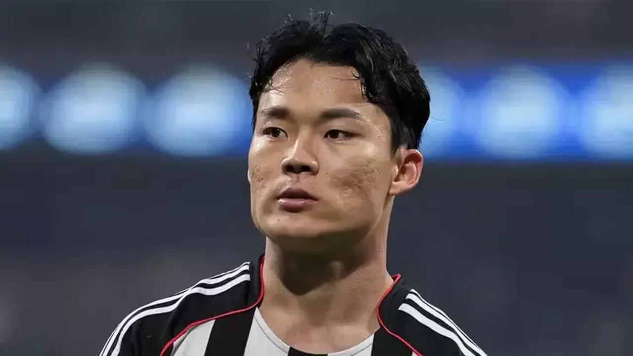 Beşiktaşlı Oh Hyeon-gyu hayatı (kariyeri), kaç yaşında, boyu kaç, hangi liglerde oynadı, kaç gol attı?