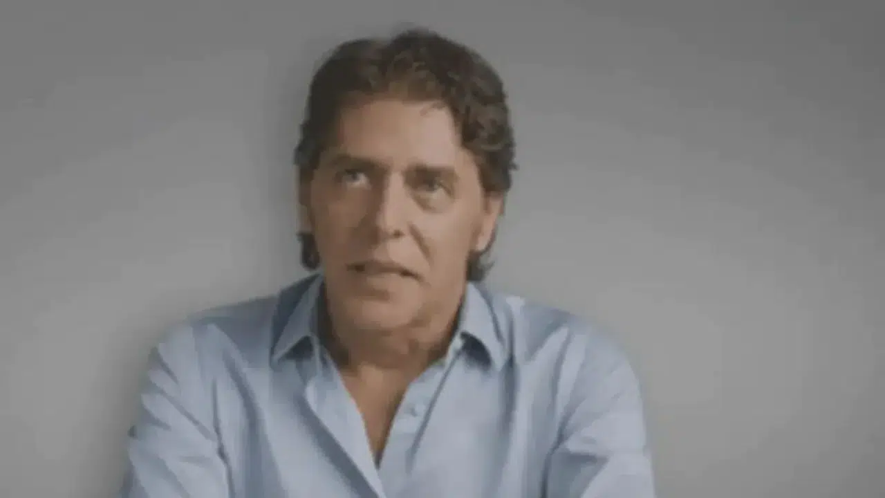 Aydın Erdem eşinden boşanıyor mu, ayrıldı mı, Dolunay Soysert ile mi yaşıyor, tazminat ne kadar olacak?