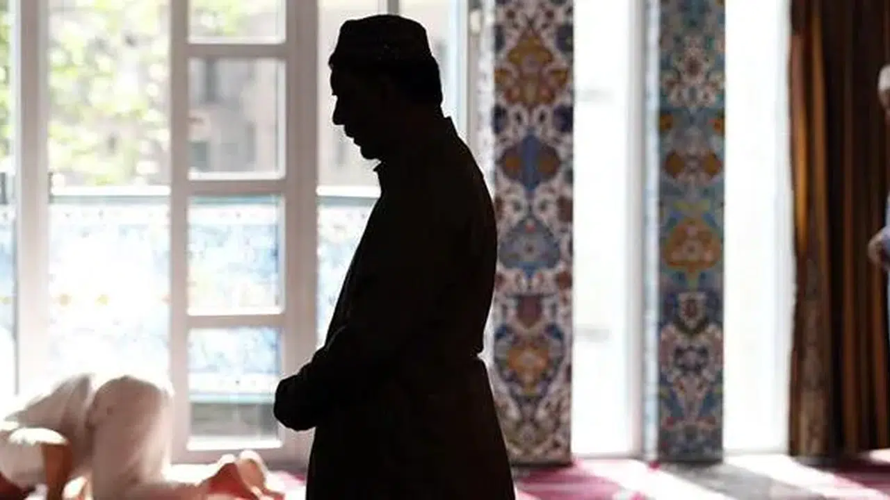 Vitir namazı nasıl kılınır, kaç rekattır ve vitir duası nasıl okunur?