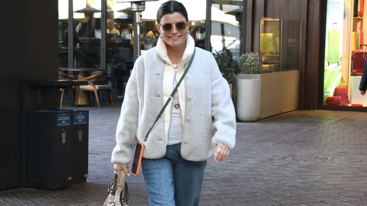 Ece Vahapoğlu’ndan sevindiren haber: 'Hastalığımı Yendim'