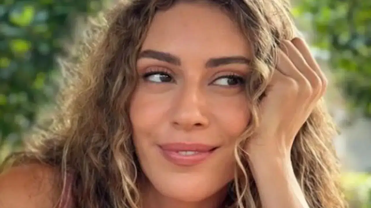 Sinem Kobal kaç yaşında, daha önce evlendi mi, çocuğu var mı, eşiyle nasıl tanıştı?