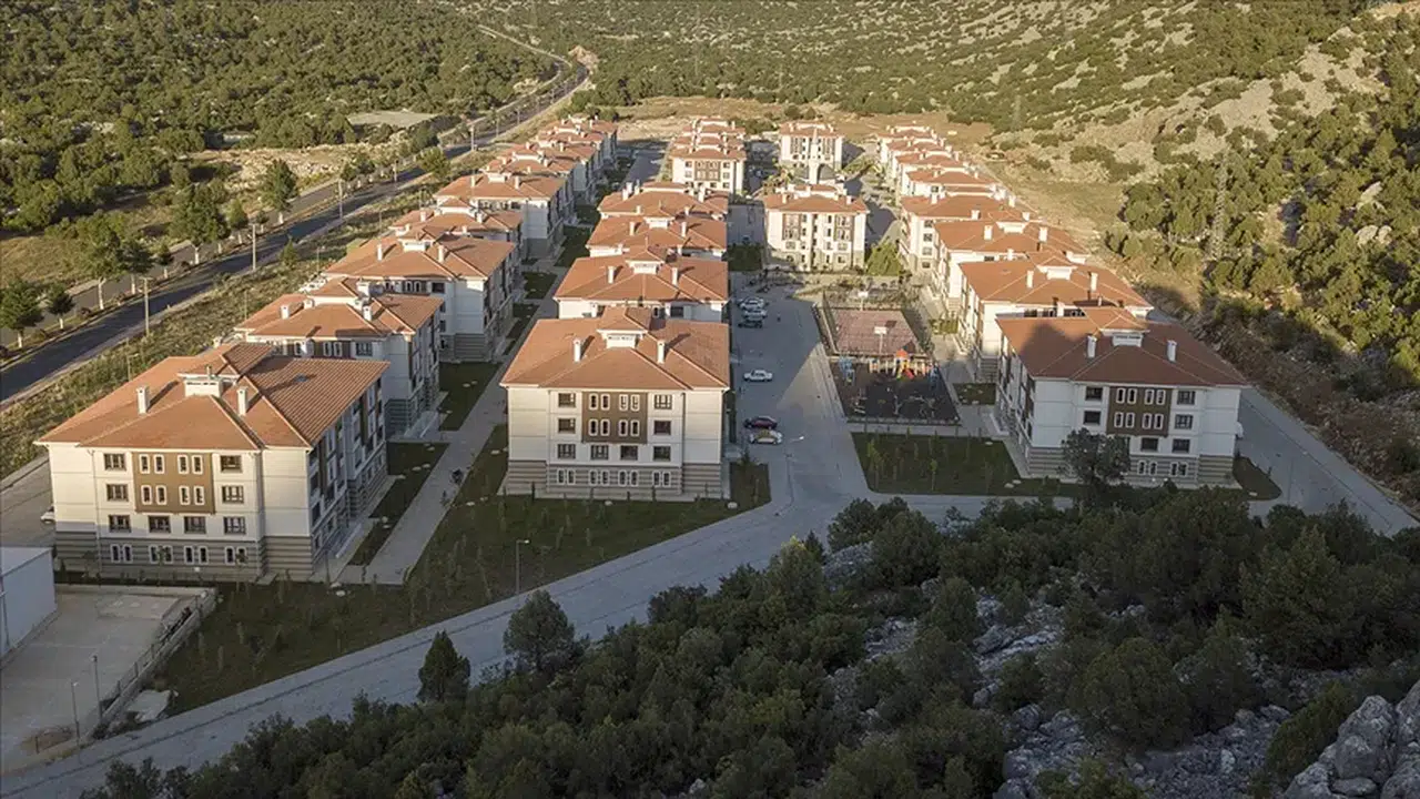 TOKİ 2+1 Ödeme Planı 2026 Tablosu: Peşinat Ne Zaman Ödenir, TOKİ Taksit Ödemeleri Ne Zaman Başlayacak?