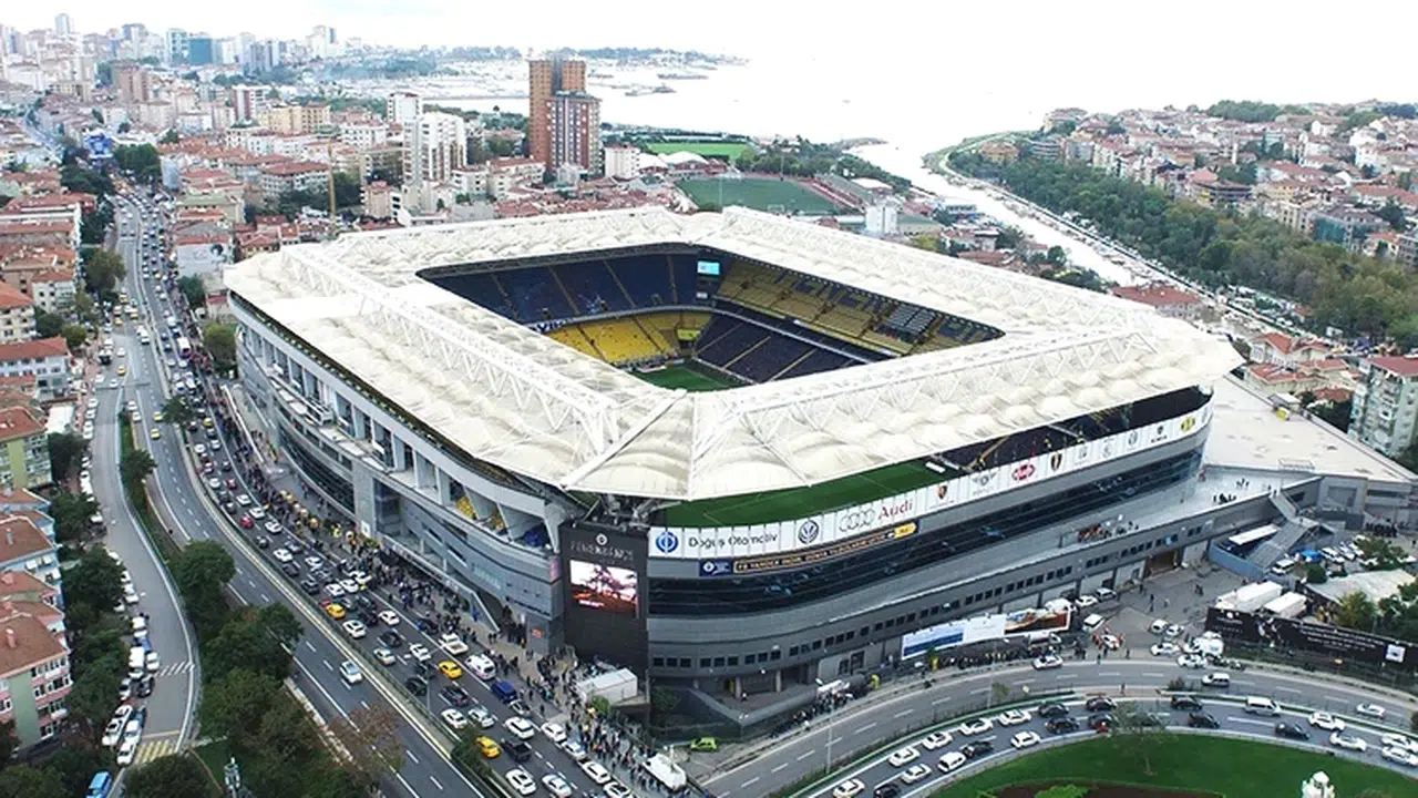 Fenerbahçe Nottingham Forest Stad Saat Kaçta Açılacak, Chobani'de Taraftarlar Ne Zaman İçeri Alınacak?