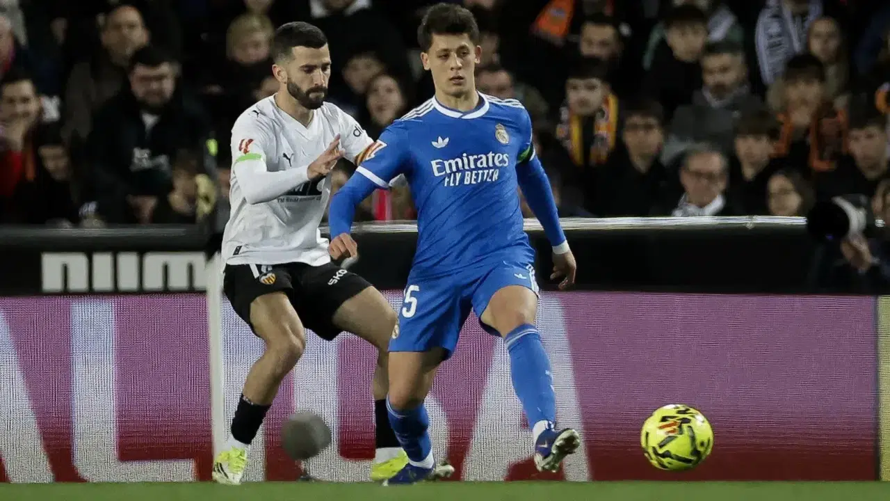 İspanyol Gazeteciden Olay Sözler! Modric’in Yerine En Yakın İsim Arda