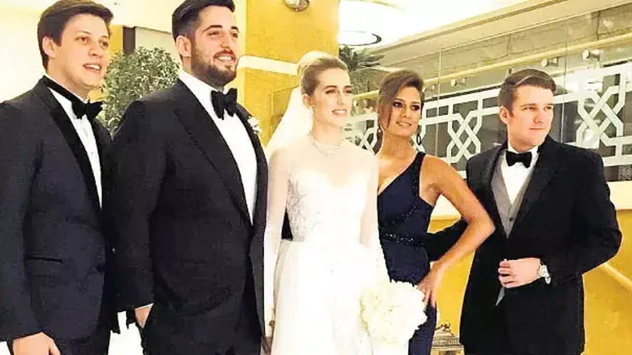 Onur Tatari ne iş yapıyor, kiminle evlendi, kimin oğlu, karısı kim?