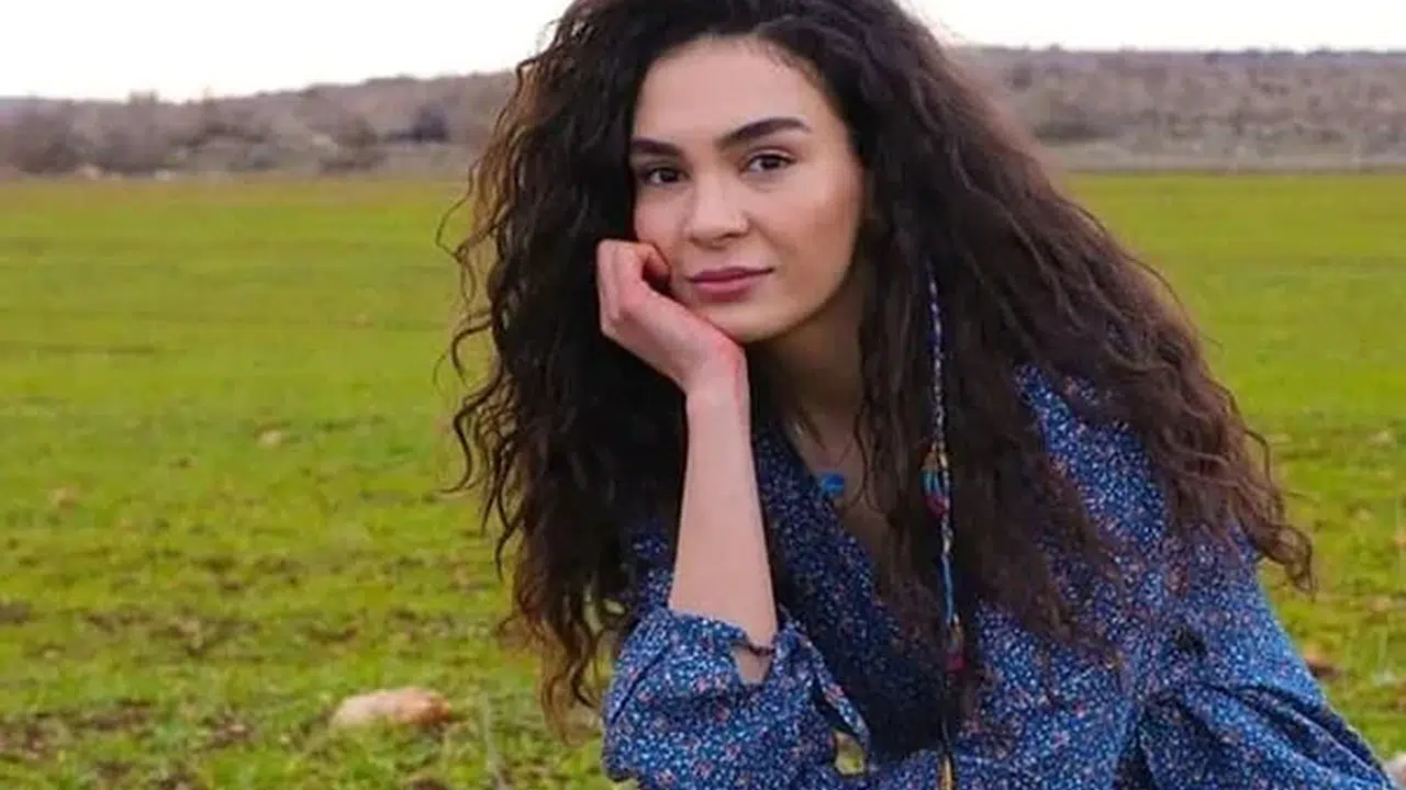 Ebru Şahin kaç kilo, boyu kaç santimetre, fiziksel özellikleri neler?