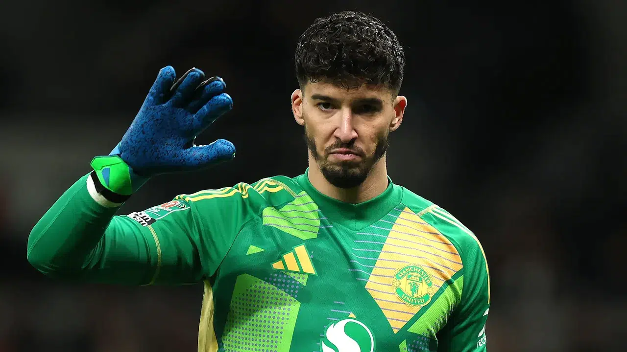 Beşiktaş’ta kaleye sürpriz transfer mi geliyor? Altay Bayındır siyah-beyazlıların gündeminde mi?