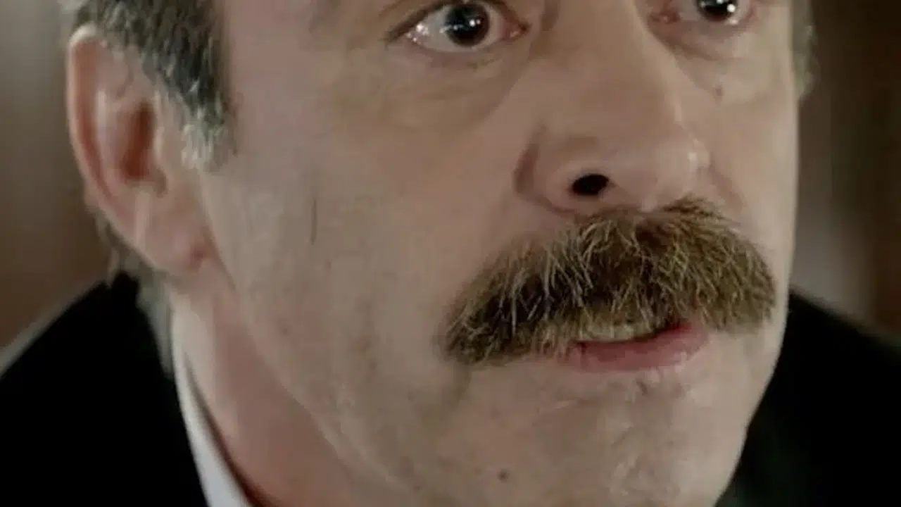 Aynı Yağmurun Altında Faik Kim, Gerçek Adı Ne? Levent Ülgen Kaç Yaşında, Nereli, Boyu Kaç, Hangi TV Dizilerinde Oynadı ve Kariyeri