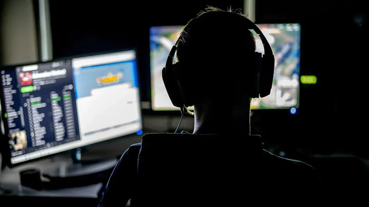 Dijital teröre geçit yok: FETÖ bağlantılı 385 hesap kapatıldı!