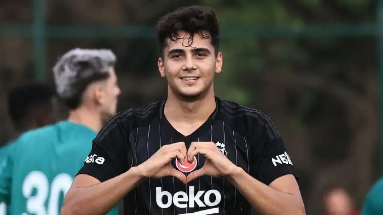 Beşiktaş Mustafa Erhan Hekimoğlu’nun sözleşmesini uzattı mı, Mustafa Erhan Hekimoğlu kimdir?