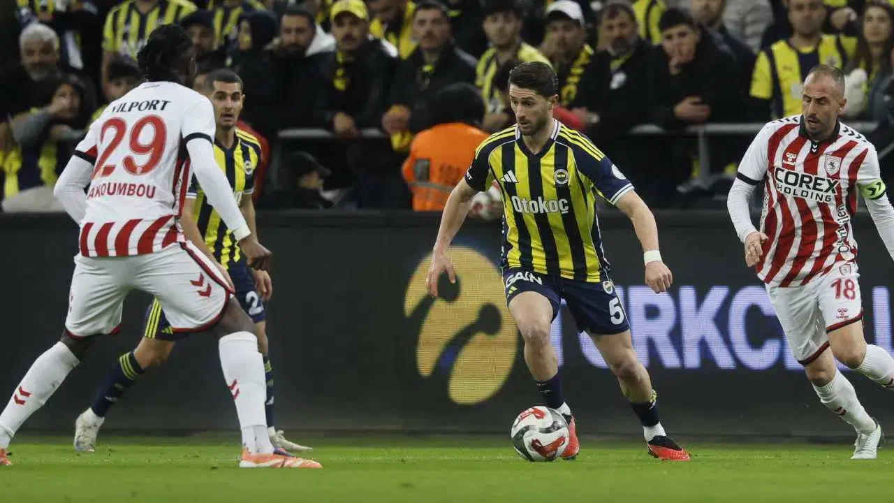 FENERBAHÇE - SAMSUNSPOR MAÇI ŞİFRESİZ VEREN KANALLAR LİSTESİ! Canlı yayın nerede, yayın bilgileri?