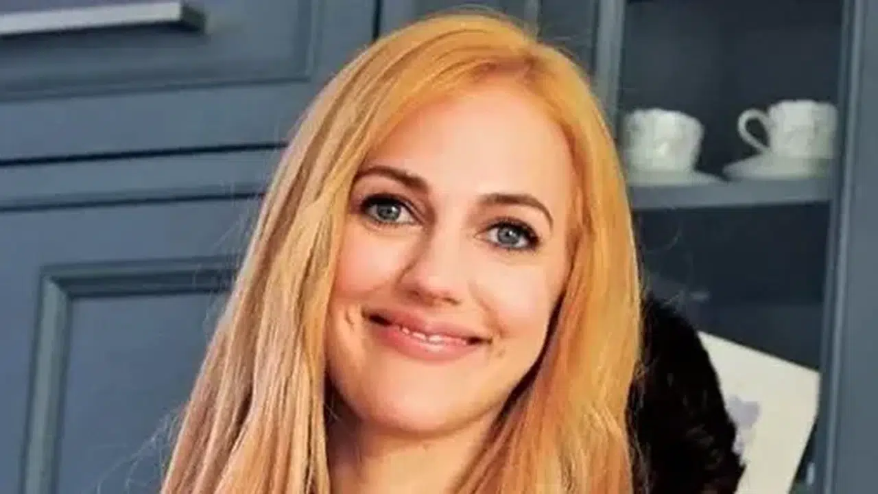 MERYEM UZERLİ MÜSLÜMAN MI? Hangi Dine Mensup?