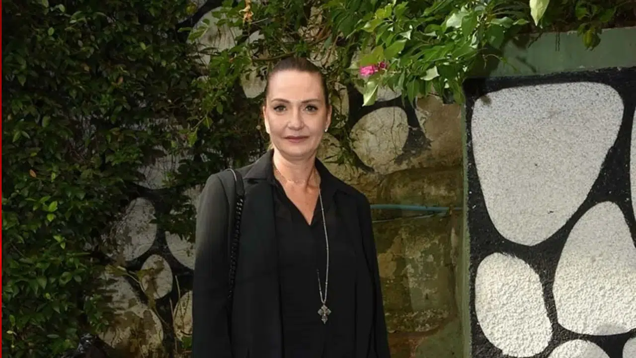 MELİS MURATHANOĞLU MAL VARLIĞI VE SERVETİ! Ne İş Yapıyor, aile şirketi var mı?