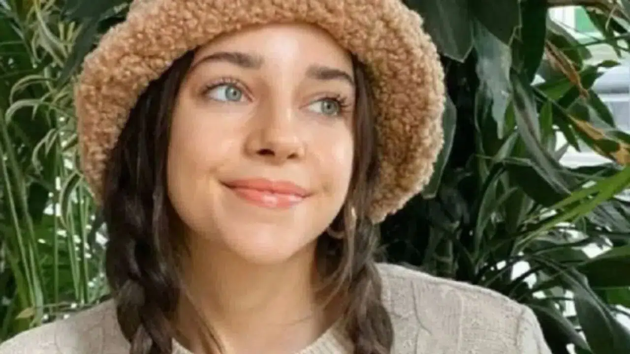 OYUNCU ELVİN LEVİNLER KİMDİR! Aslen nereli kaç yaşında boyu kilosu sevgilisi kim ve hayatı