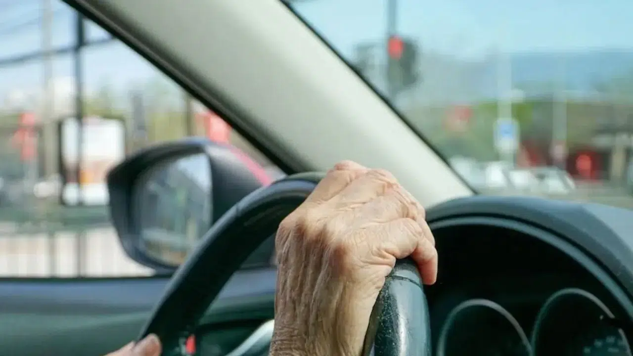 EMEKLİYE ÖTV’SİZ ARAÇ VERİLECEK Mİ? Yasa çıktı mı, şartlar neler, kimler yararlanacak?