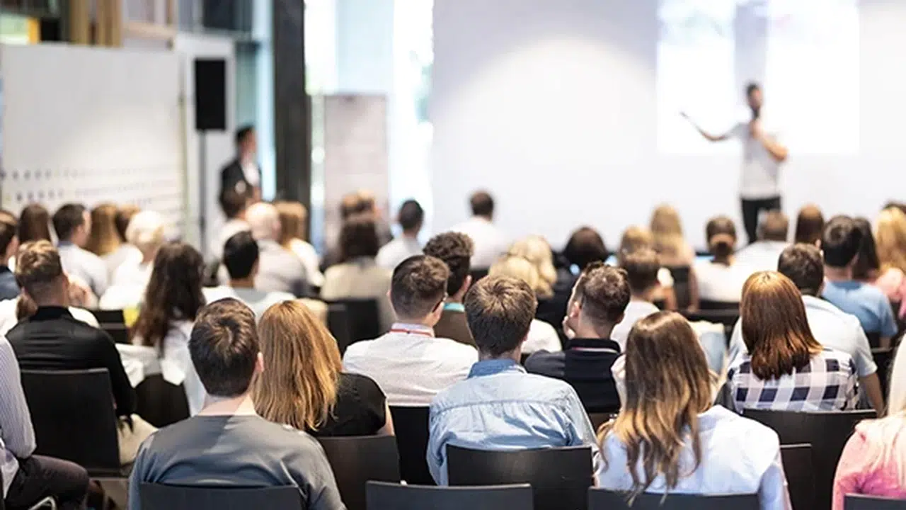 ARA TATİL SEMİNERLERİ NE ZAMAN YAPILACAK! Öğretmen Seminerleri Uzaktan Mı Olacak?