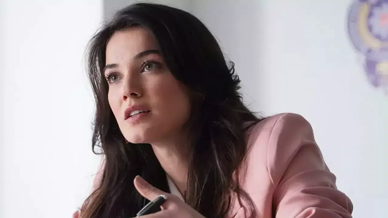 PINAR DENİZ HAYATI VE KİMDİR! Aslen nereli, kökeni ne? Eşi kim, çocuğu var mı?