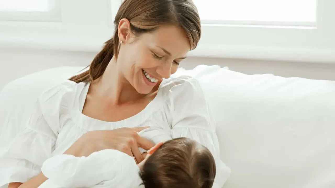 RÜYADA GÖĞSÜNDEN SÜT FIŞKIRDIĞINI GÖRMEK! Süt Taşması Ne Demek, Kısmet Mi?