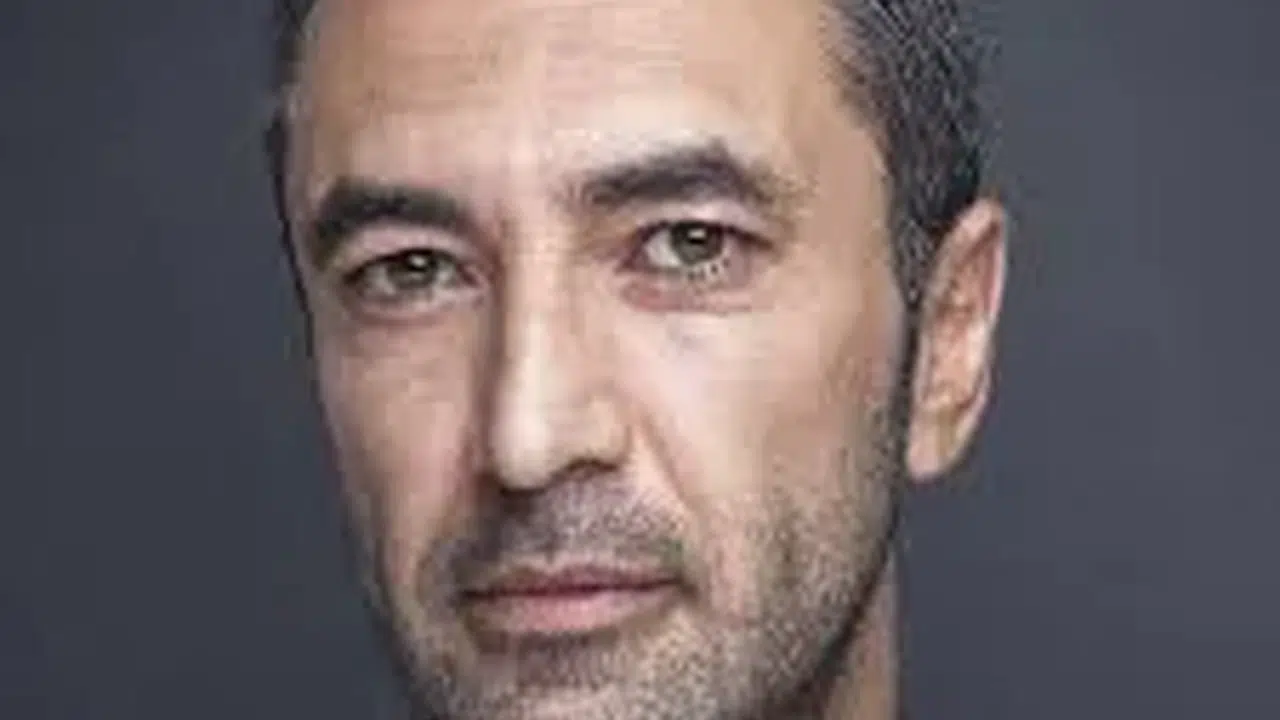 MEHMET KURTULUŞ KİMDİR VE HAYATI! Aslen nereli, hangi filmlerde oynadı?