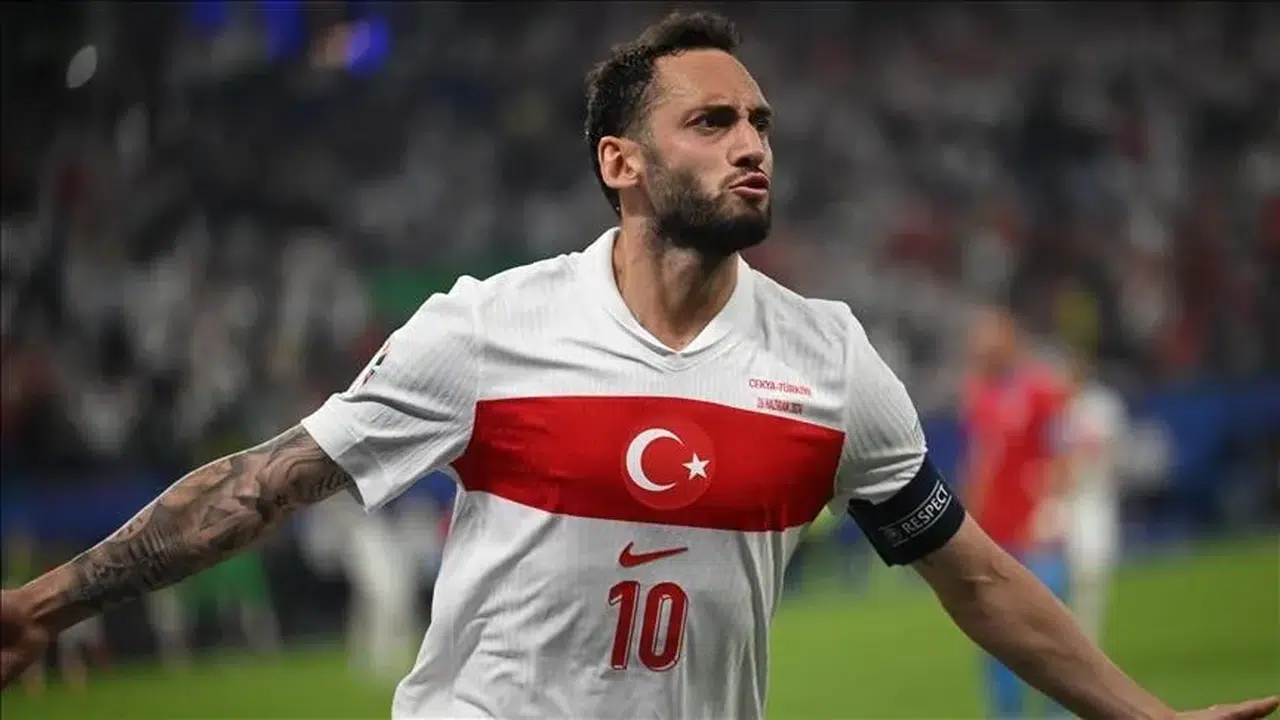 Hakan Çalhanoğlu Galatasaray Yolunda mı, Inter Hakan’ın Yerine Maximo Perrone’yi mi Alacak?