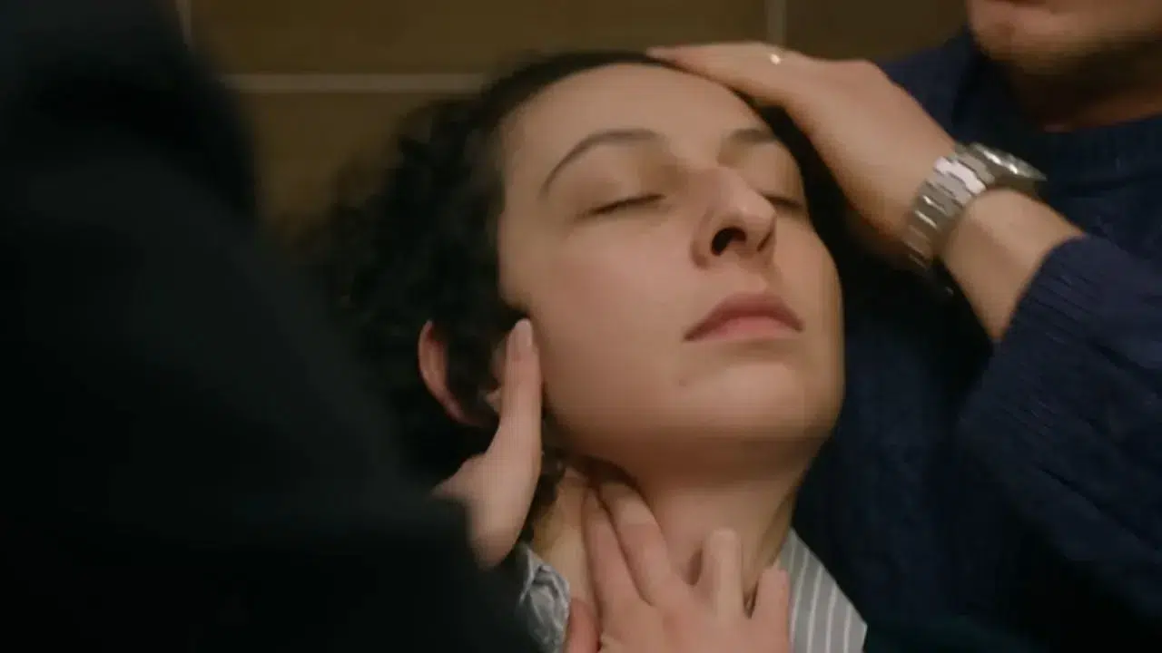 Taşacak Bu Deniz Emine öldü mü? Diziden ayrılıyor mu, Sevcan ne yaptı, finalde ne oldu?