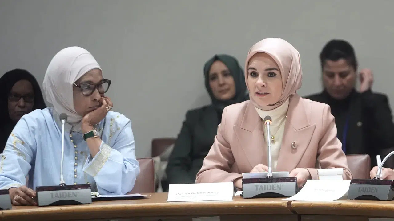 Bakan Göktaş, kadın liderliği ve teknoloji destekli riskleri değerlendirdi