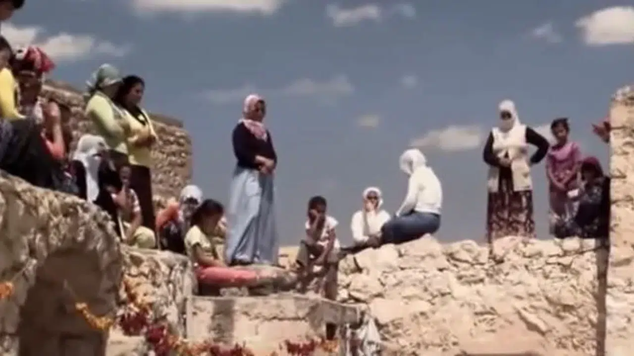 AY LAV YU TINNE KÖYÜ GERÇEKTE VAR MI? Tınne Köyü Nerede, Nurlu Köyü ile Aynı mı ve Hikayesi Gerçek mi?