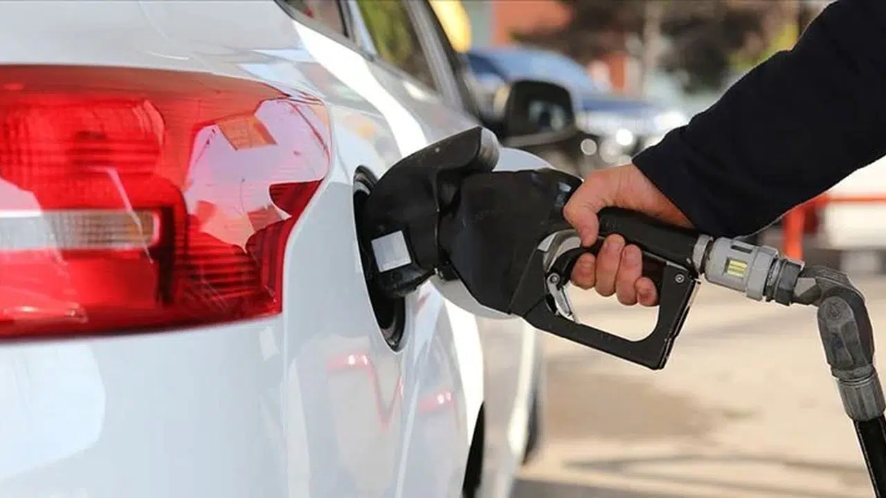 Akaryakıt fiyatları neden sabit kaldı, motorine yapılacak zam neden iptal edildi, petrol ne kadar oldu?
