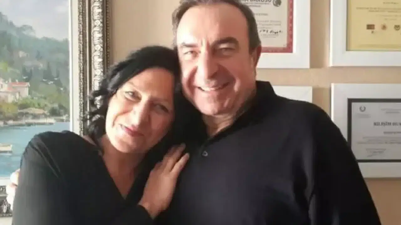 ZAFER ERGİN’İN KIZI ESRA ERGİN KAÇ YAŞINDA! Ne İş Yapıyor, Evli Mi?