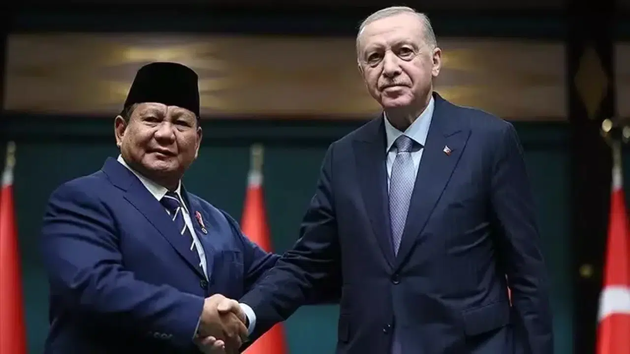 Cumhurbaşkanı Erdoğan, Endonezya Cumhurbaşkanı Subianto ile telefonda görüştü