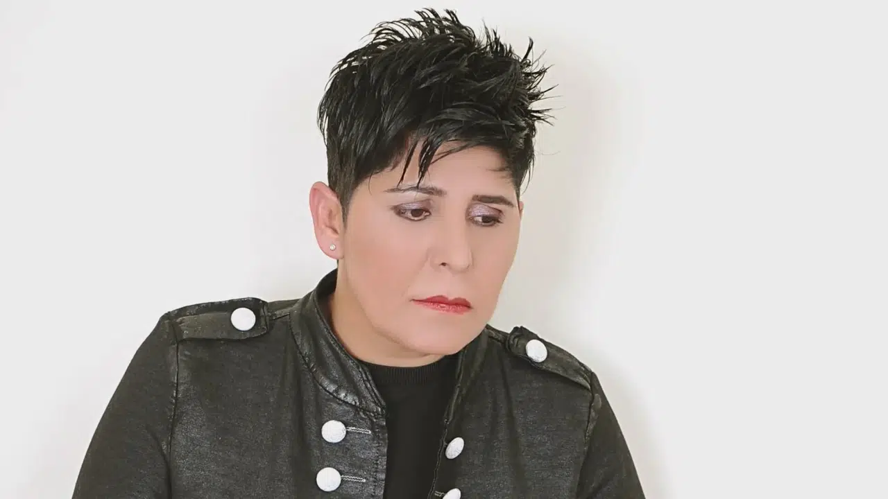 Cansever'in Hastalığı Ne? Hayatta mı? Roman Müziğinin Ünlü Şarkıcısının Sağlık Durumu Nasıl?