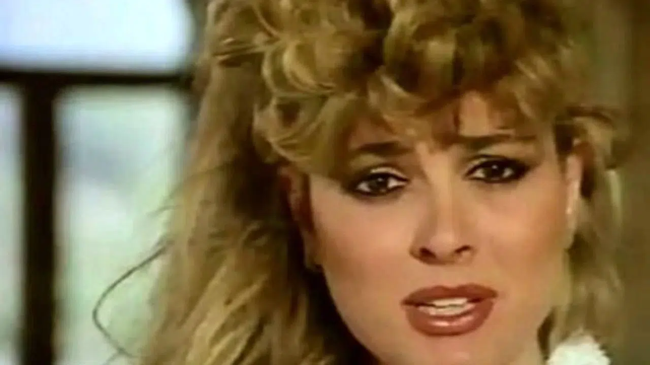 Harika Avcı Kimlerle Aşk Yaşadı? İlk Aşkı Kimdi?