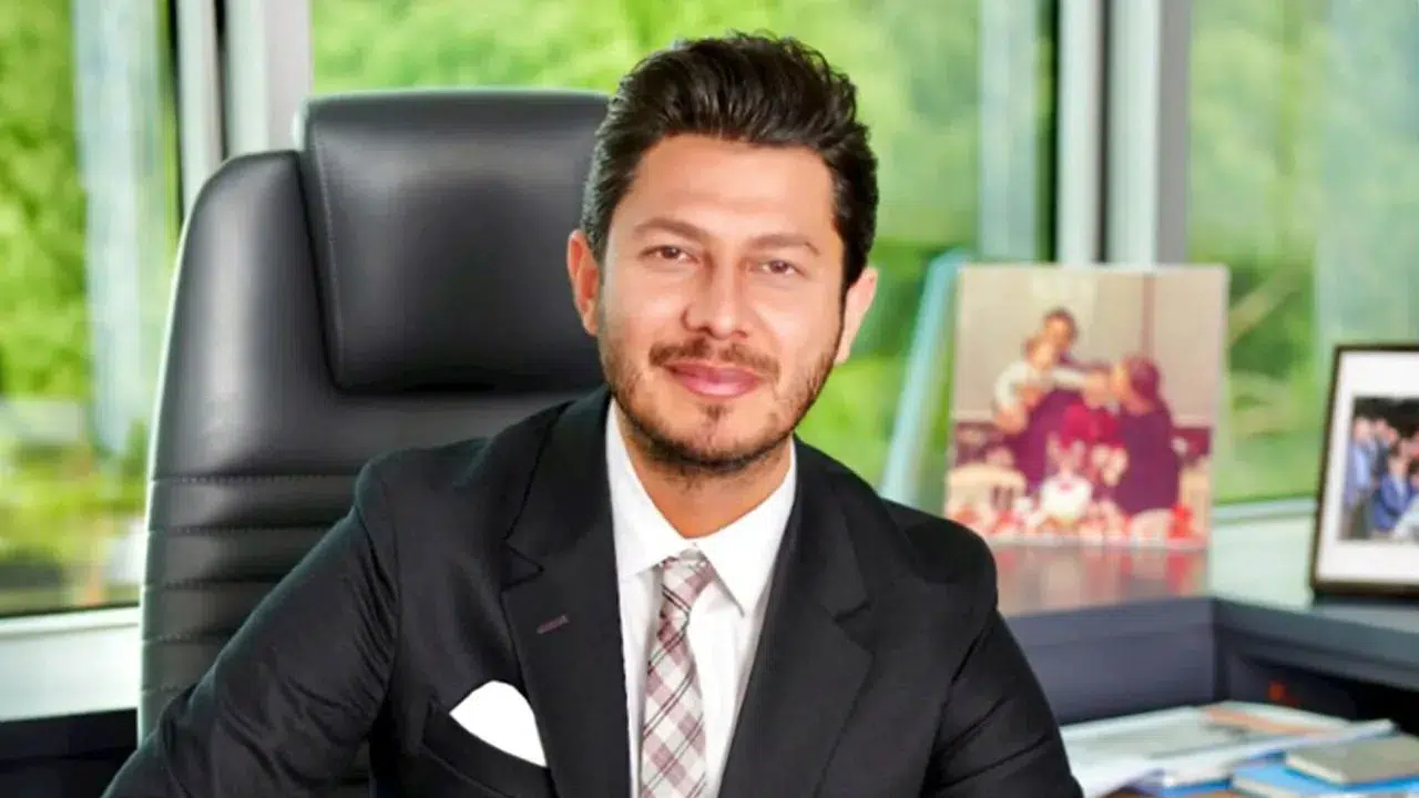 BEDRİ GÜNTAY KİMDİR VE HAYATI! ne iş yapıyor, kaç yaşında, aslen nereli, evli mi, boşandı mı?