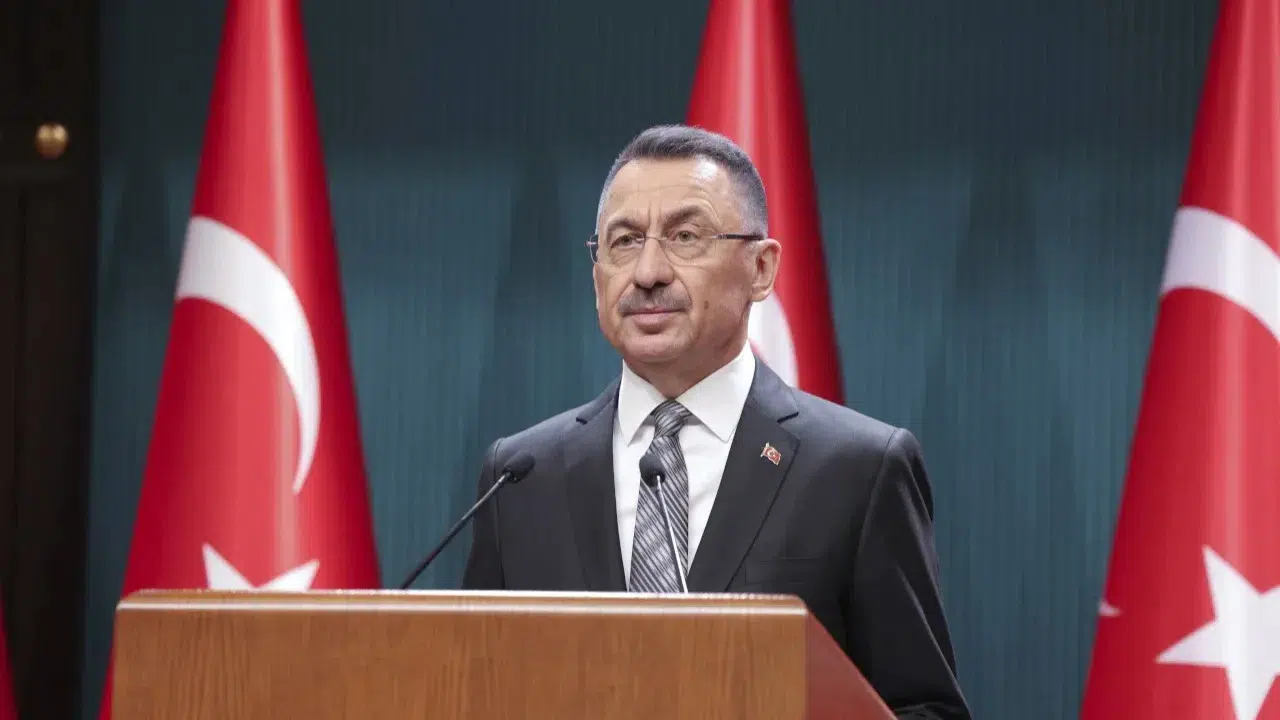 'En Büyük Askeri Yığınak Uyarısı' Fuat Oktay: Türkiye Barıştan Yana!