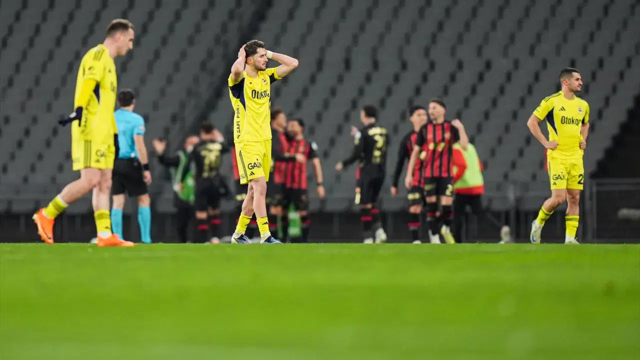 Fatih Karagümrük -  Fenerbahçe maçının golleri ve özeti