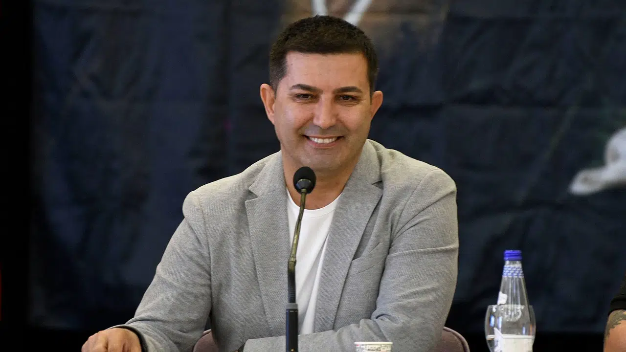 ÖMER GÜNEL EVLİ Mİ? Eşi kim, kaç çocuğu var, ne iş yapıyor, hayatı ve kariyeri nasıl?