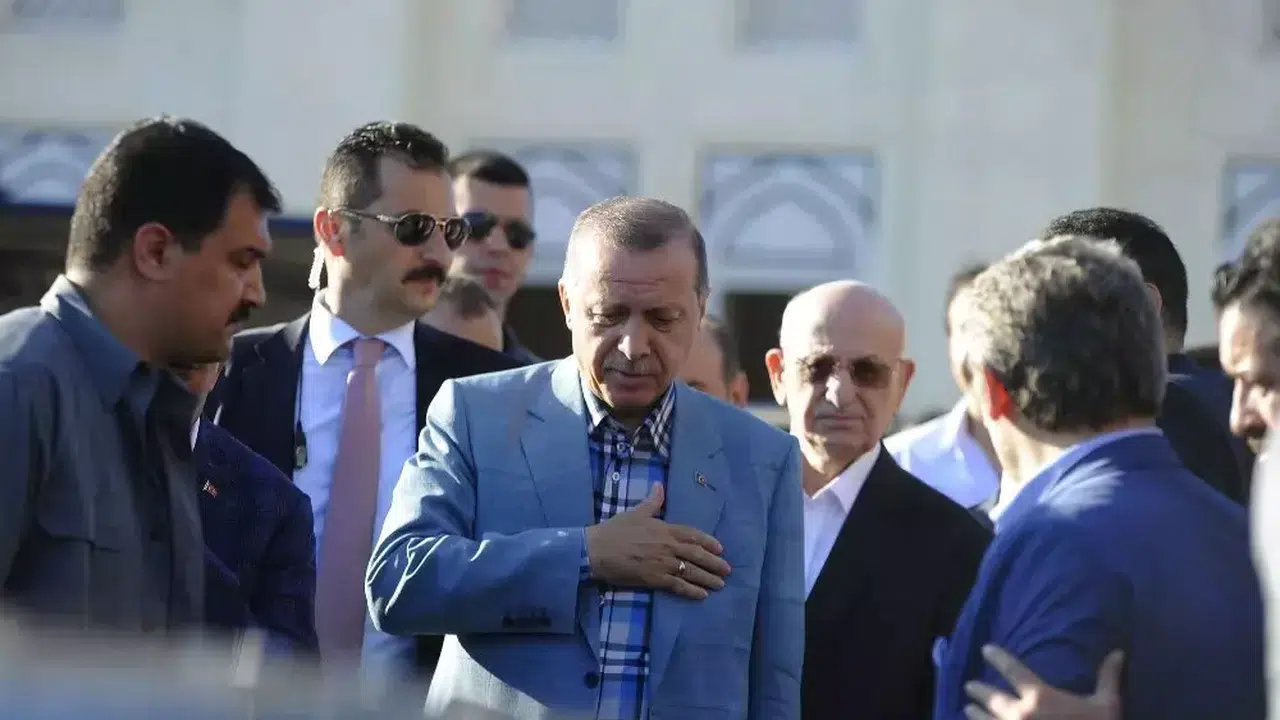 ERDOĞAN'IN YAKIN KORUMASI KİM! Muhsin Köse kim, memleketi neresi, yaşı kaç, kariyeri ve koruma müdürlüğü görevi nedir?