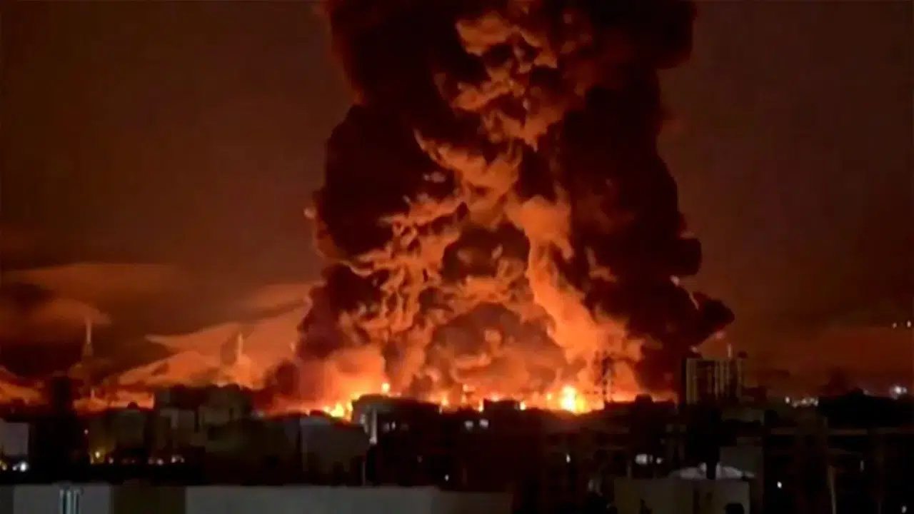 Glees’ten Şaşırtan İddia, Üç İşaret Dünya Savaşını Gösteriyor