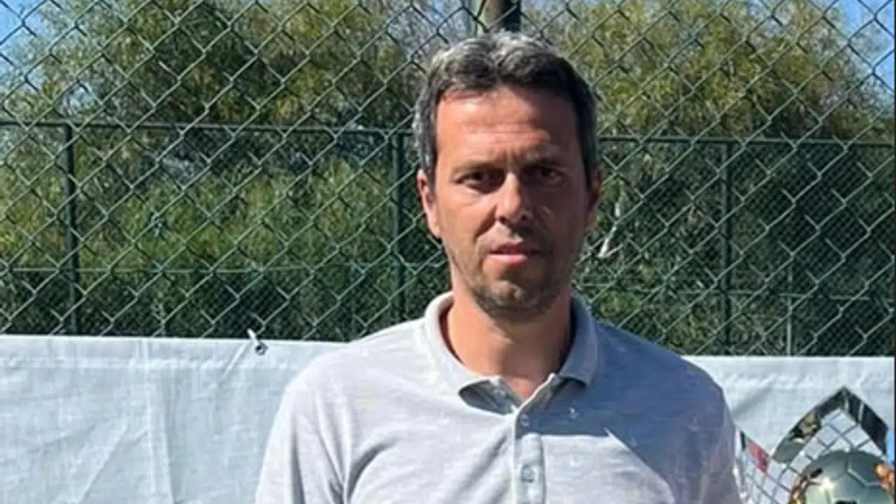 HAKAN ERKEN KİM, NEDEN ÖLDÜ? Eski futbolcu Hakan Erken halı sahada nasıl hayatını kaybetti, Bursa’daki olay ne