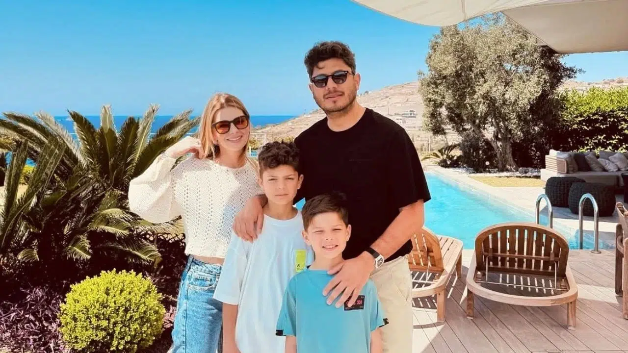 BEDRİ GÜNTAY KİMDİR VE HAYATI! Mesleği ne, Babası ve annesi kim, Kaç doğumlu?