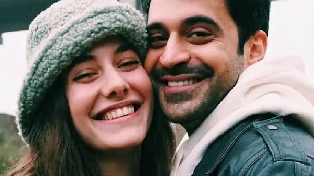 Beril Pozam Kimdir, Kaç Yaşında, Nereli, Sevgilisi Kimdi, Erdem Kaynarca ile Set Aşkı Nasıl Başladı, Neden Sona Erdi?