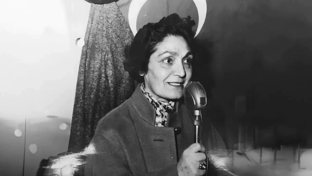 SÜREYYA AĞAOĞLU KİMDİR VE HAYATI! Memleketi neresi, babası kimdir, nerede okudu, çocuğu var mı?