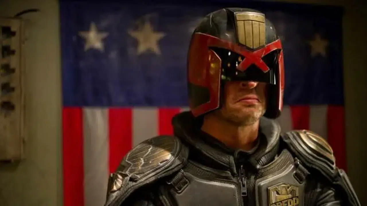 DREDD 2 FİLMİ GELİYOR MU, NE ZAMAN ÇIKACAK? Karl Urban Yeni Filmde Yargıç Dredd Olarak Geri Dönecek mi?