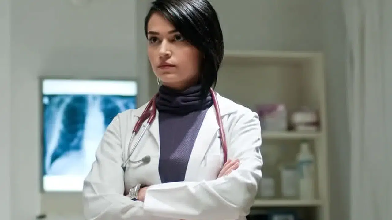 Kurtlar Vadisi’nin Doktor Gaye’si Cansu Kanlıkaya hayatı ve kariyeri: Kaç yaşında, nerede doğdu, oynadığı projeler neler?