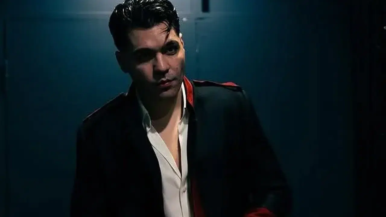 Emir Can İğrek’ten Konserde Aşk İtirafı! 'Flört Yok, Kankam Var'