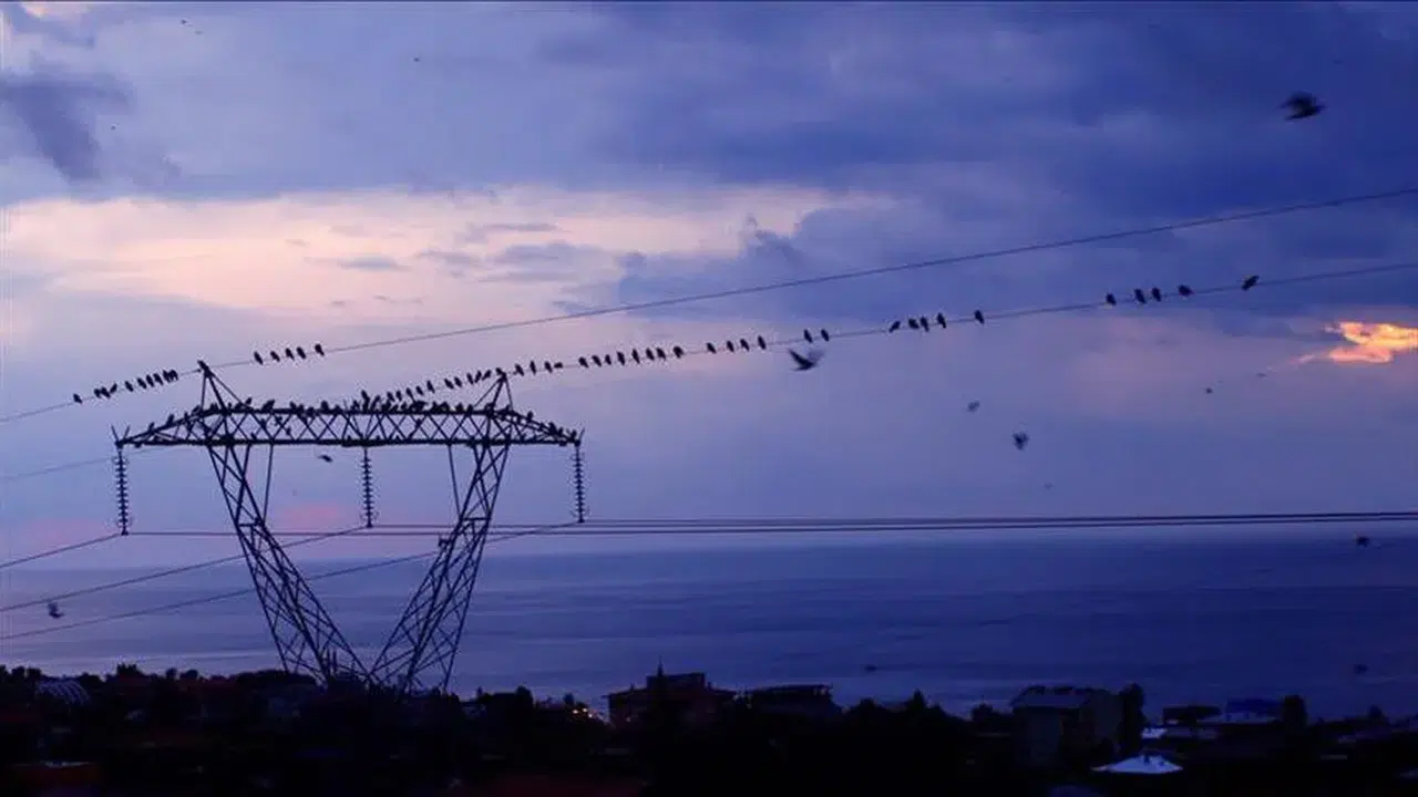 İZMİR'DE ELEKTRİK KESİNTİSİ YAŞANACAK İLÇELER 16 MART 2026! Hangi mahalleler etkilenecek?