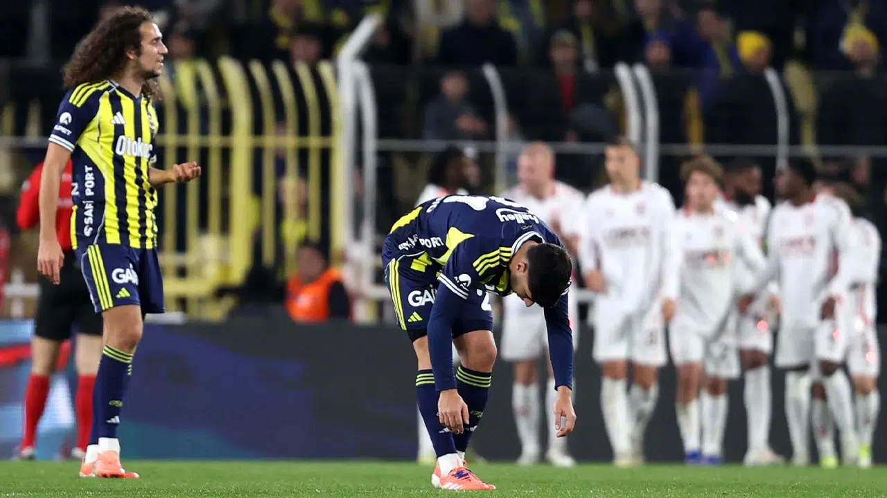 FENERBAHÇE MAÇINDA NE OLDU? Samsunspor Neden TFF’ye Çağrı Yaptı?