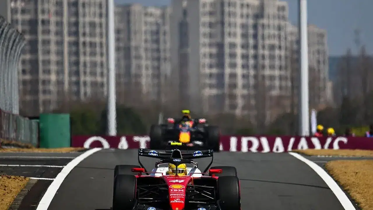 FORMULA 1 ÇİN GP YARIŞ TAKVİMİ! Şanghay pistinde kaç tur var, sprint yarışı ve sıralama saatleri nedir?