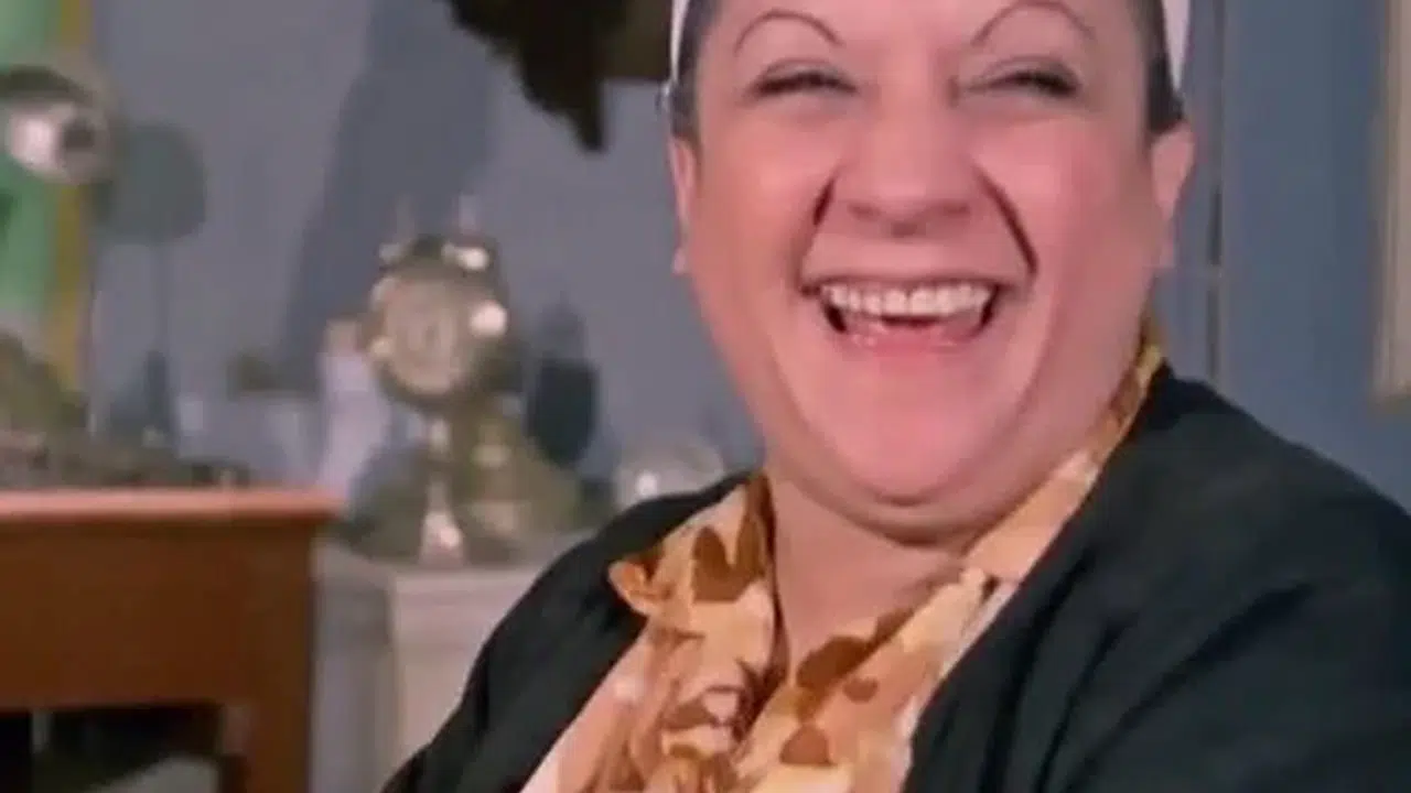 Yeşilçam’ın Hafize Ana’sı Adile Naşit hayatı, filmleri ve ölüm nedeni?