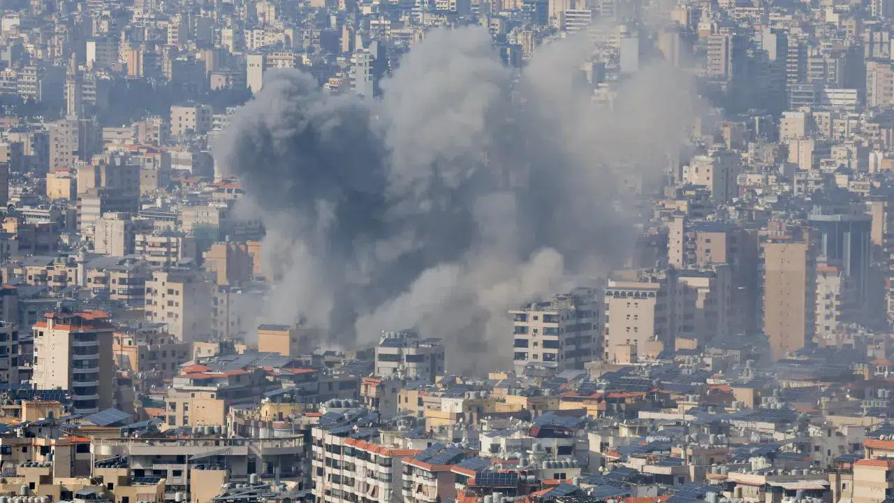Lübnan’da Gerilim Tırmanıyor! Katil İsrail 30 Beldeyi Hedef Gösterdi